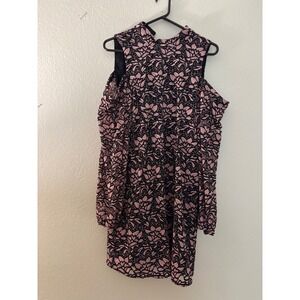 WAYF Black Pink Lace Cold Shoulder Mock Neck Mini Dress Size Medium
A880